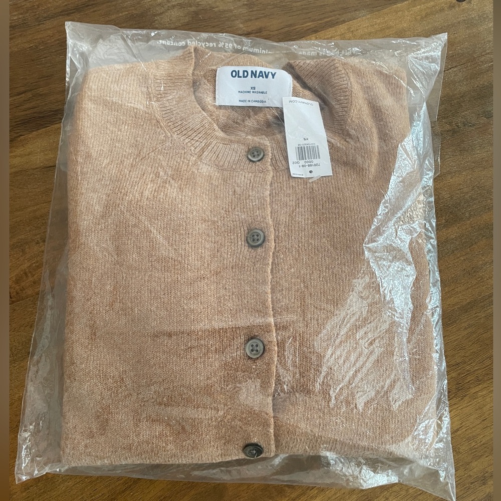 NWT Old Navy Light Brown Beige Tan So Soft Cardigan Sweater XS
